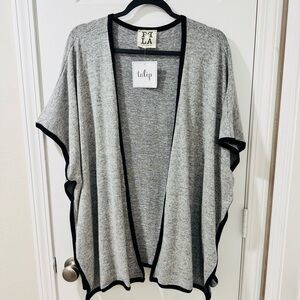 NWT PPLA Tulip Wrap Up Kimono Gray Size Small